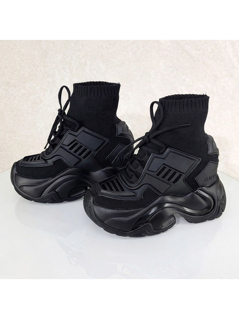 NIB Wang Jupiter Damson Pull On Knit Platform Sneaker 4" Hidden Wedge Black - Picture 1 of 8